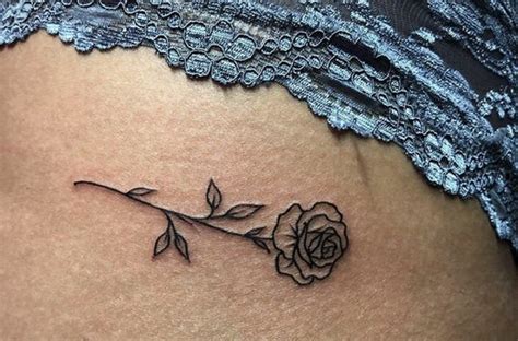 tatuajes de flores en los gluteos|Tatuajes en los glúteos: significado y diseños adorables